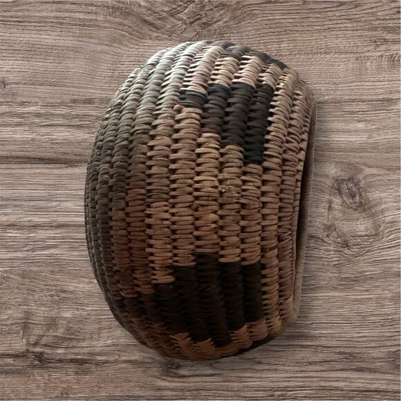 Vintage‎ Native American 
HANDWOVEN COIL Southwest Lidded Basket Jar OOAC - Picture 9 of 12